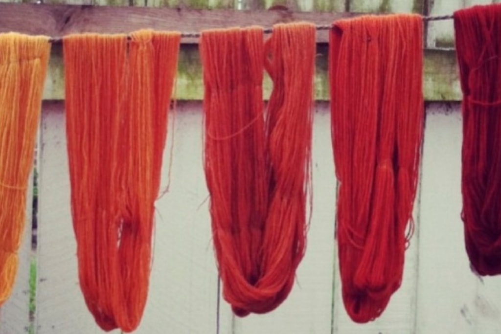 How To Dye Fabric Naturally • Insteading