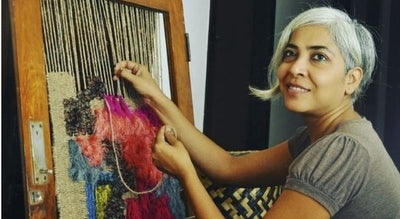 Julie Kagti – A Tapestry Weaving Artist Who Organizes Weaving Workshops