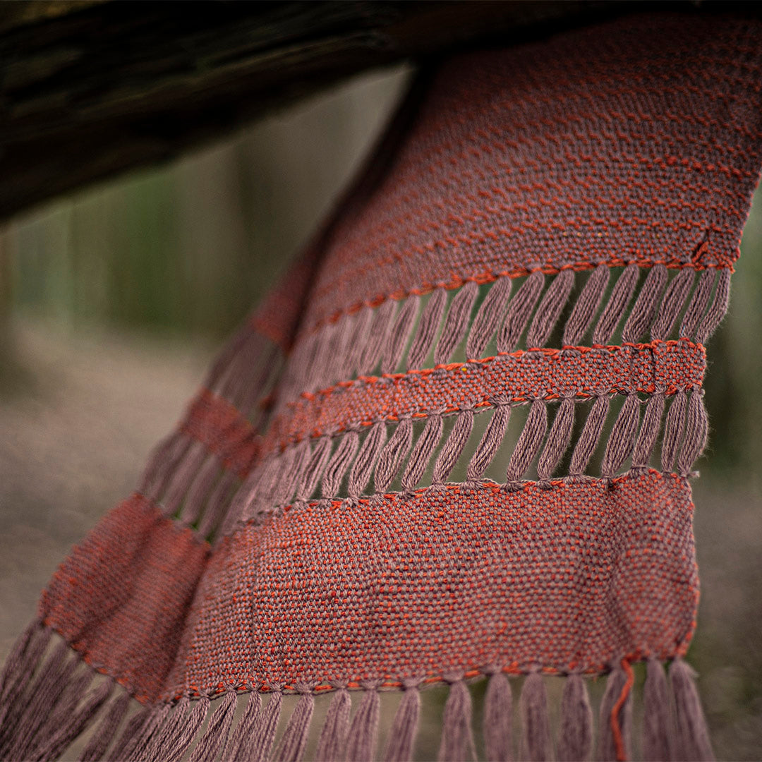 Free Pattern | Monarch Orange Scarf – by Muezart And Aslii Thari